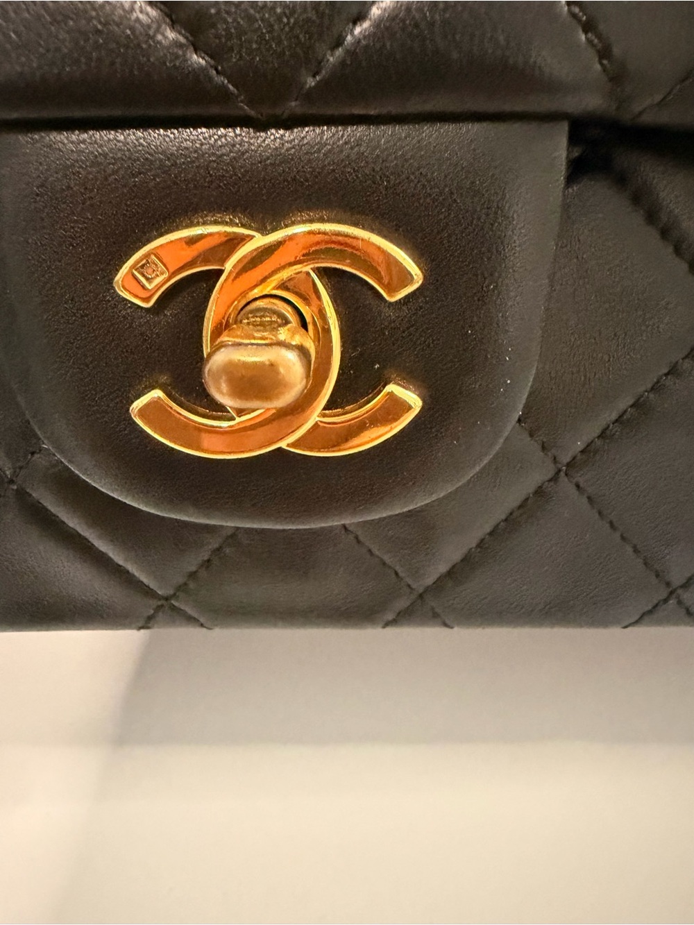 CHANEL Black Quilted Lambskin Shoulder Bag with Gold Hardware - Picture 7 of 12